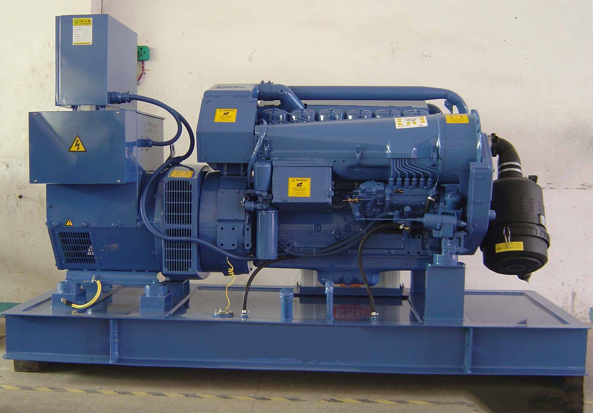 沉湖管委会汽油发电机组冬季启动前，电瓶需要做哪些检查和维护？